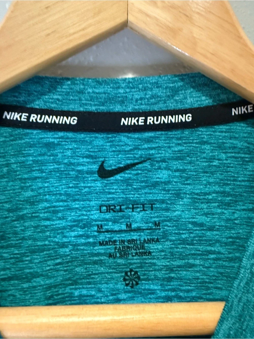 Nike Running Long Sleeve Thumbhole Athletic Top Teal Heather Size Medium